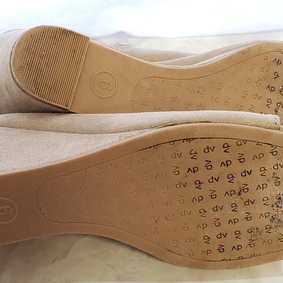 DV BY DOLCE VITA
OPEN TOE SANDAL SIZE 6 - Picture 4 of 4